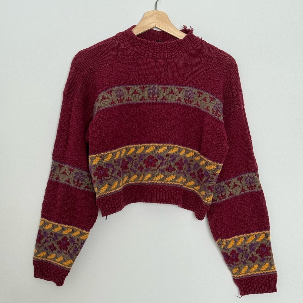 Boca Bleu Vintage Cropped Sweater